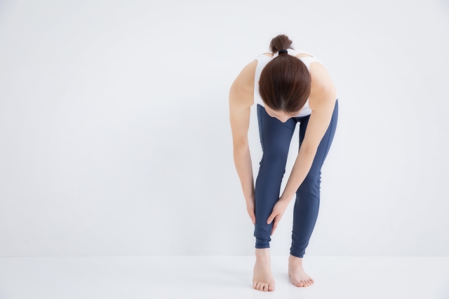 立ち上がるときに膝がきしむ人向けの運動